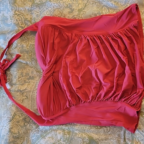 HALTER ROUCHED FRONT SWIM TOP - Picture 5 of 8